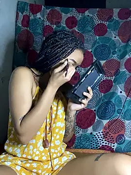 Snapshot of Meriida chatting on April 11, 5:45 am Meriida online show from April 11, 5:45 am