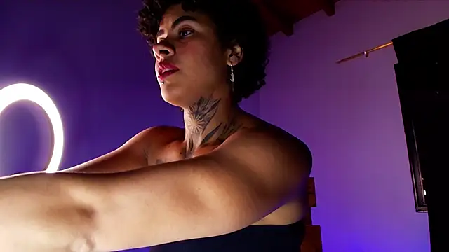 Canela Osada  online show from April 23, 3:41 am