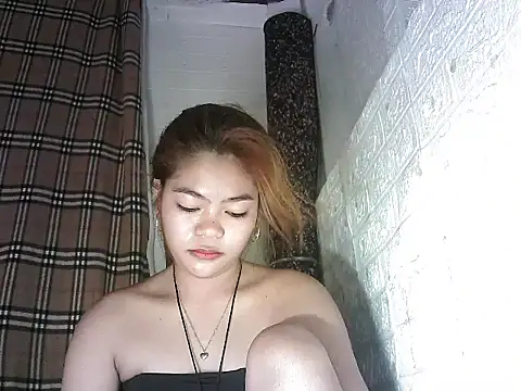 Snapshot of Sexyhotjove chatting on July 19, 2:48 am Sexyhotjove online show from July 19, 2:48 am
