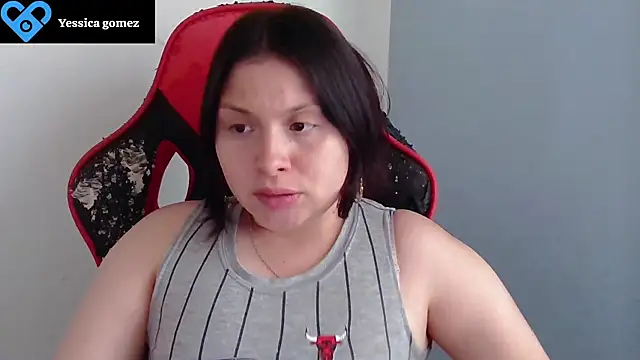 Snapshot of yessica_gomez01 chatting on June 21, 10:34 pm yessica gomez01 online show from June 21, 10:34 pm