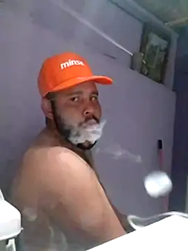 Guanatos13 online show from January 19, 2:26 am