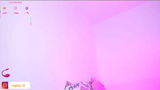 Snapshot of savage_bbygirl chatting on May 21, 4:47 pm savage bbygirl online show from May 21, 4:47 pm