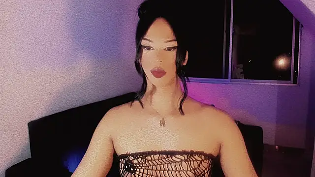 Snapshot of Celene_Goddess chatting on March 6, 8:11 am Celene Goddess online show from March 6, 8:11 am