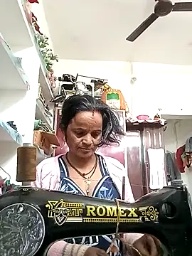 kiiuu sexe online show from February 2, 7:29 am