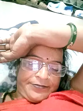 kiiuu sexe online show from February 13, 6:59 pm