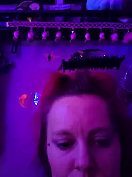 Snapshot of DisireAfterDark chatting on February 17, 1:40 pm DisireAfterDark online show from February 17, 1:40 pm