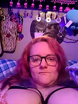 Snapshot of DisireAfterDark chatting on March 8, 1:48 pm DisireAfterDark online show from March 8, 1:48 pm