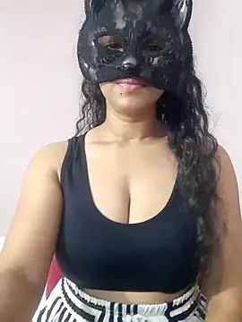 cutehotwife online show from April 2, 5:54 pm