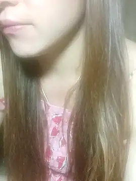 jjennyyy online show from April 28, 1:38 pm