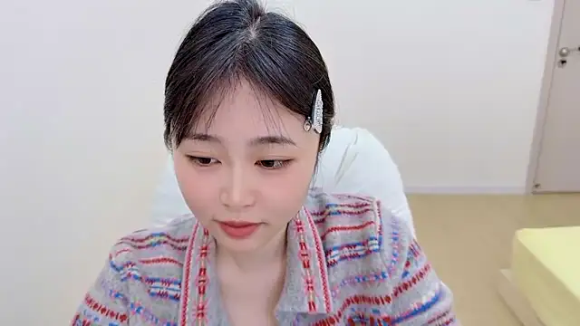Snapshot of Onefiona chatting on April 14, 7:03 am Onefiona online show from April 14, 7:03 am