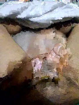 Snapshot of aadihott chatting on January 17, 10:42 am aadihott online show from January 17, 10:42 am