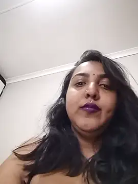 Snapshot of IndianBearxx chatting on July 13, 5:38 pm IndianBearxx online show from July 13, 5:38 pm