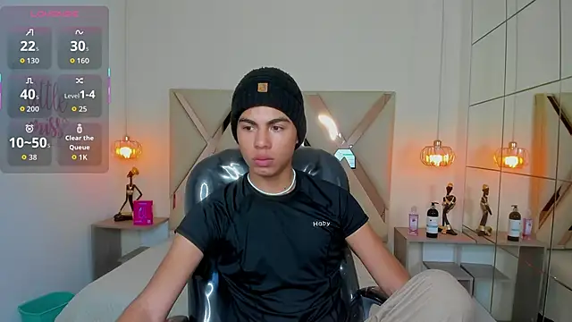 Anyelo Twink online show from May 30, 4:20 am