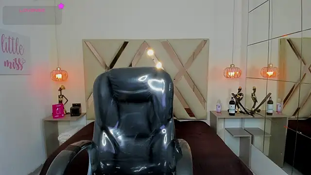 Anyelo Twink online show from June 15, 4:47 am