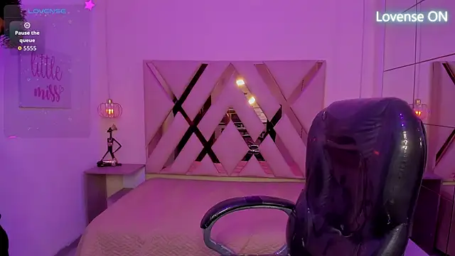 Anyelo Twink online show from June 26, 4:17 am