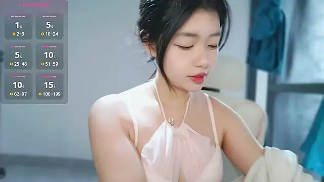 -XiaoYu-777 online show from February 1, 8:24 am