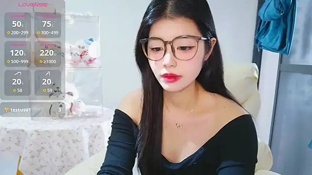 -XiaoYu-777 online show from March 1, 8:38 am