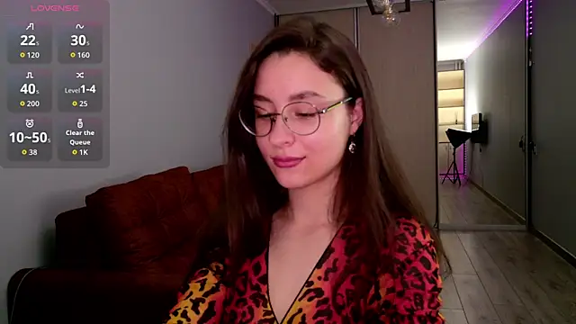 classy     online show from April 26, 1:20 pm