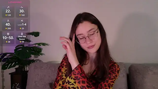 classy     online show from July 4, 4:24 pm