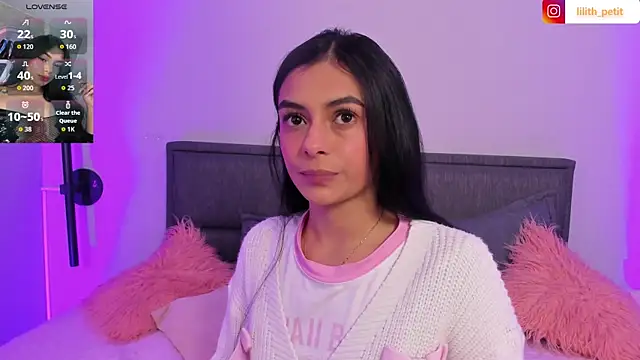 lilith petit  online show from July 30, 12:48 pm