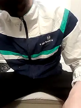 80julien online show from February 17, 12:45 pm