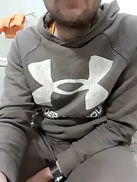 80julien online show from February 24, 12:41 am