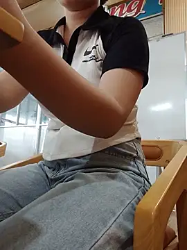 EnzxMoon02 online show from July 23, 4:43 am