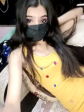 hotyjiyaaaa online show from March 14, 5:40 pm