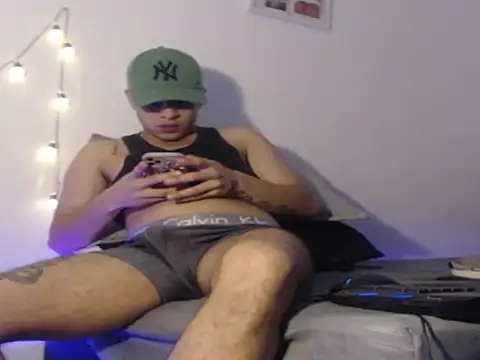 CherryH0ttie online show from March 6, 11:12 pm