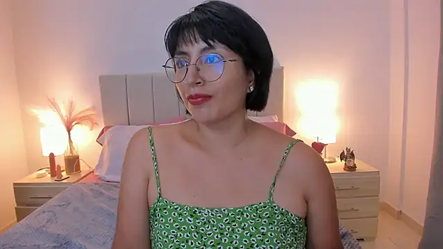 nathy bush online show from June 17, 10:10 pm