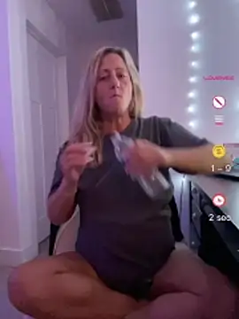FoxyMillie online show from July 1, 2:13 am