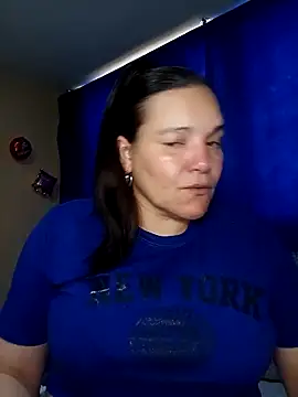 lee hot online show from February 21, 9:05 pm