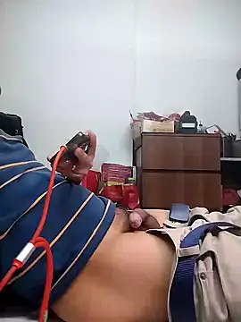 Snapshot of shunfaf chatting on February 5, 10:41 am shunfaf online show from February 5, 10:41 am