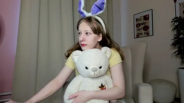 tracy aw online show from May 1, 3:55 am