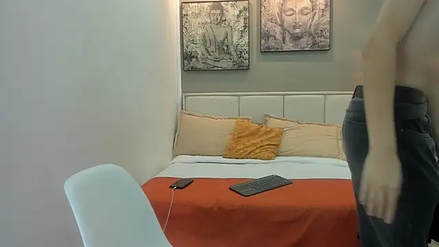 irvin keyes online show from February 25, 7:45 pm