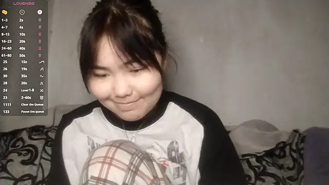 MollyAsian online show from March 10, 12:37 am