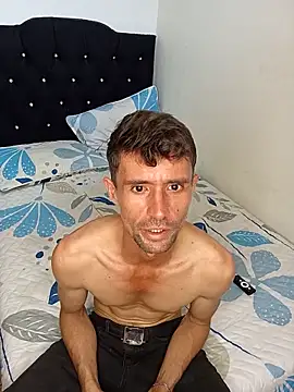 torvyHot online show from April 25, 7:22 pm