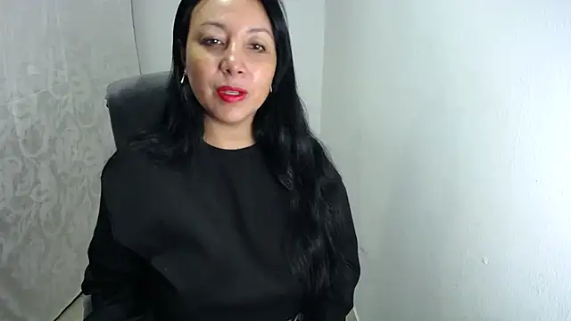Snapshot of soyElena46 chatting on May 21, 12:01 pm soyElena46 online show from May 21, 12:01 pm