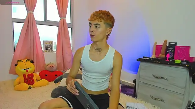 Maiky Cooper01 online show from February 12, 8:26 pm