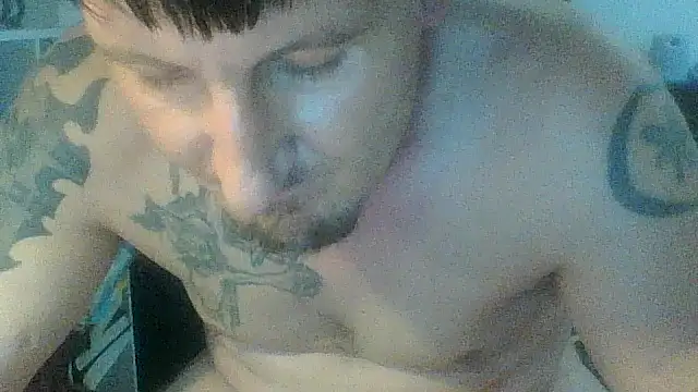 Snapshot of 2flimsy chatting on June 21, 6:16 am 2flimsy online show from June 21, 6:16 am