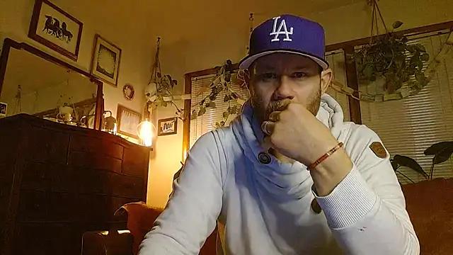 marcus graves 13 online show from January 13, 2:17 am