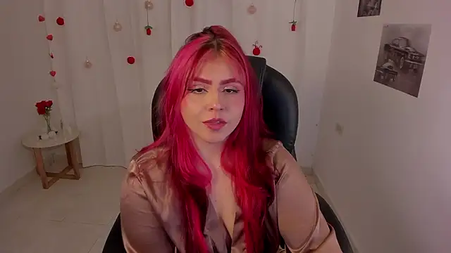 Snapshot of lanna__wilson chatting on March 2, 10:55 am lanna wilson online show from March 2, 10:55 am