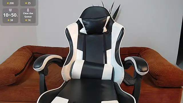 DarrenColleen online show from March 14, 9:26 am