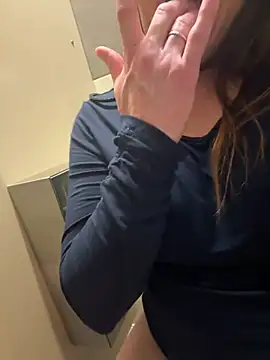 sluttywifemaddy online show from January 14, 10:14 pm