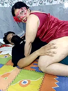 Snapshot of Desikalakaar0069 chatting on April 8, 7:14 pm Desikalakaar0069 online show from April 8, 7:14 pm