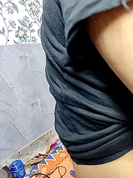 Snapshot of Desikalakaar0069 chatting on April 11, 12:15 am Desikalakaar0069 online show from April 11, 12:15 am