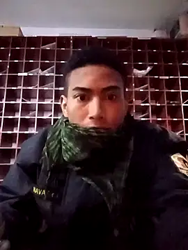 CrIs1dtian3 online show from March 19, 4:38 am