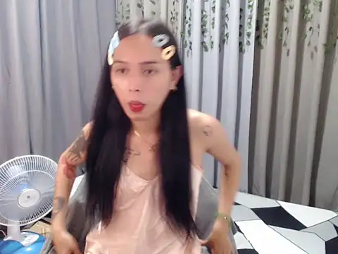 LOVELYMAYUMIE online show from December 7, 1:51 pm