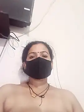 Snapshot of sexyqueen558 chatting on June 15, 5:15 pm sexyqueen558 online show from June 15, 5:15 pm