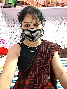 Priyaji7575 online show from March 17, 9:45 am